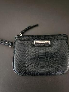 Nine West Black Faux Snakeskin Wristlet Clutch